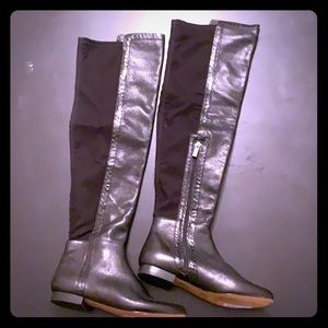 Size 8 black boots Vince camuto